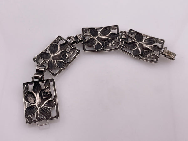 sterling silver 7" Danecraft flower panel link bracelet ***Non-sterling clasp***