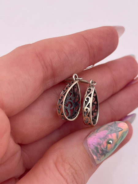 sterling silver stoneless cut-out design hook dangle earrings