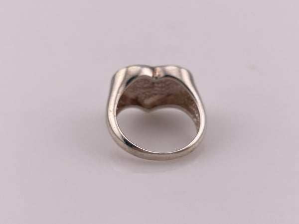 size 7.5 sterling silver textured heart ring