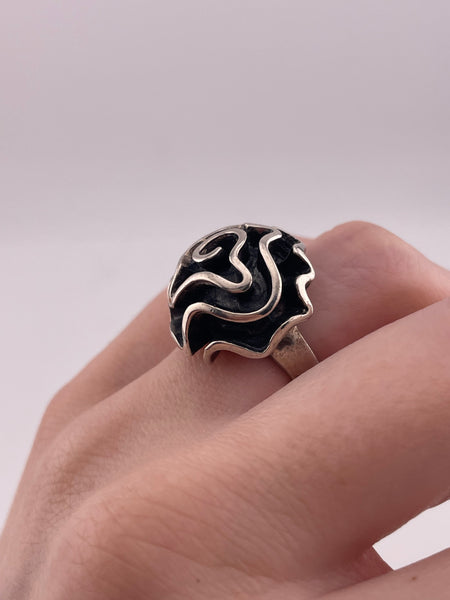 size 6 sterling silver squiggle spiral stoneless ring
