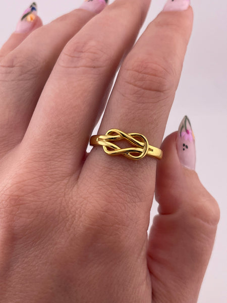 size 9.25 sterling silver gold plated entwined knot ring