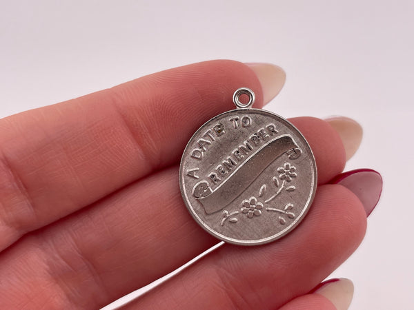 sterling silver 'a date to remember' inscribable pendant