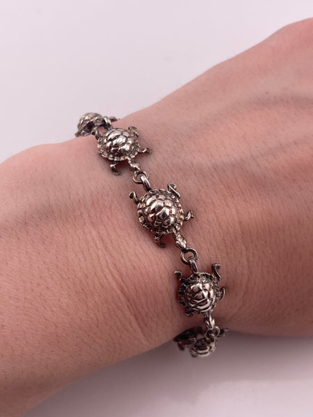 sterling silver 7-1/2" turtle link bracelet