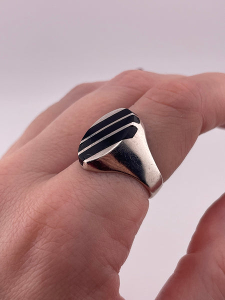 size 8.25 sterling silver Mexican black resin stripe ring ***AS IS***