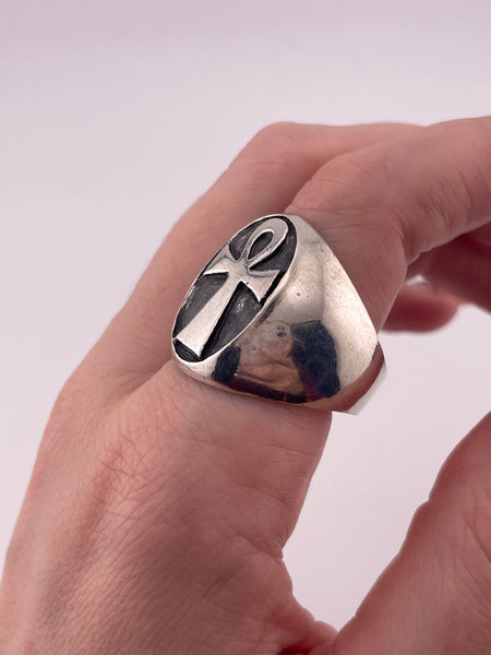 size 12.75 sterling silver stoneless ankh ring