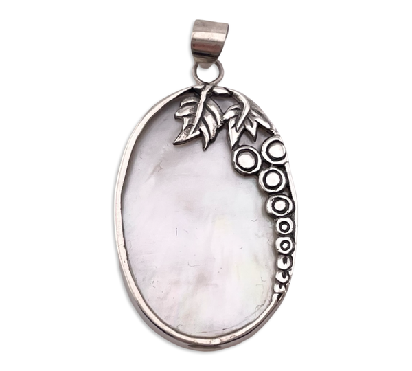 sterling silver mother of pearl leaf pendant