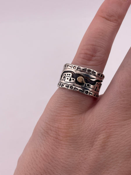 size 6.25 sterling silver & gold detailing landscape pueblo band ring