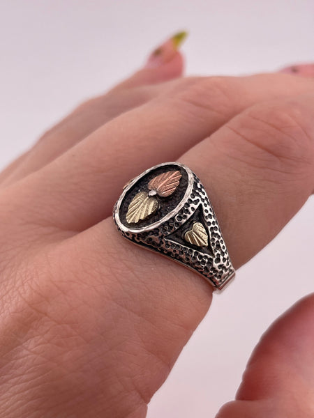 size 8.75 sterling silver 12k gold leaf accent ring