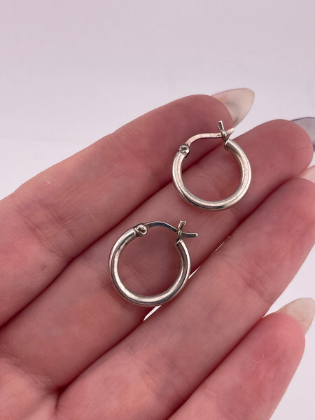 sterling silver small hoop earrings