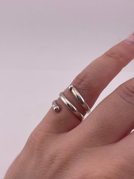 size 4.5 sterling silver stoneless ball wrap ring
