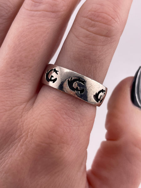 size 10.75 sterling silver dragon band ring