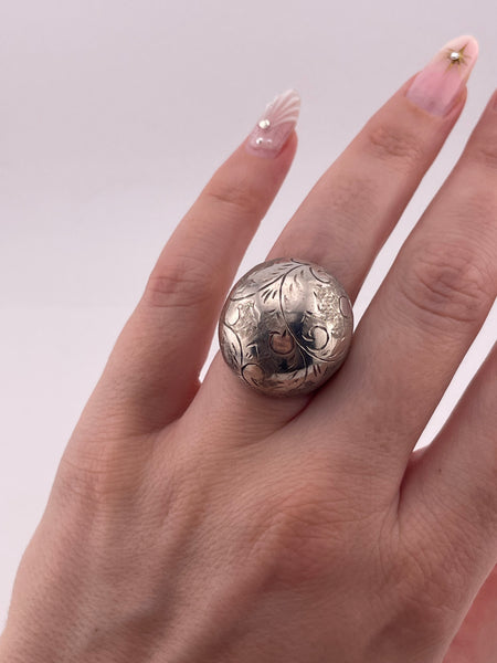 size 6 sterling silver stoneless etched dome ring