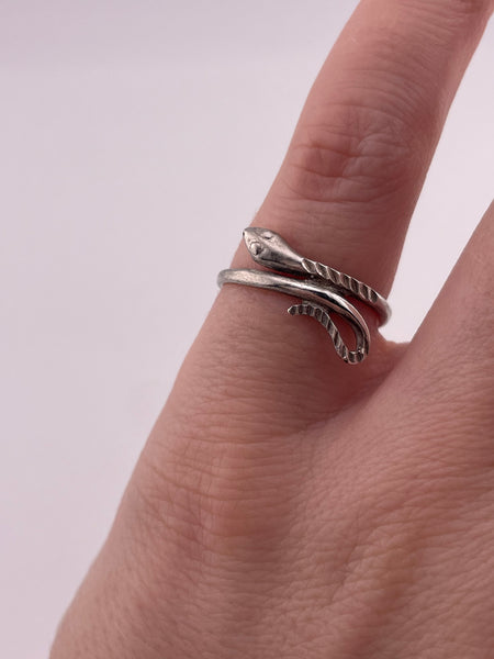 size 6 sterling silver etched snake ring
