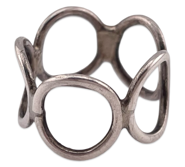 size 4 sterling silver circle band ring