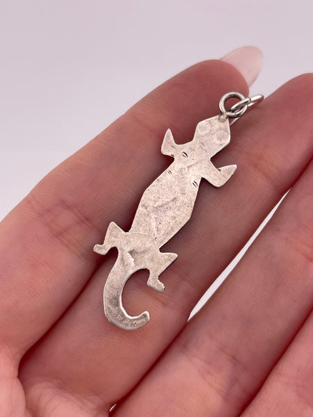 sterling silver stamped lizard pendant