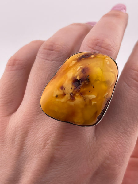 size 9 sterling silver large butterscotch amber ring