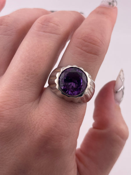 size 8.5 sterling silver purple red blue lab sapphire ring ***AS IS***