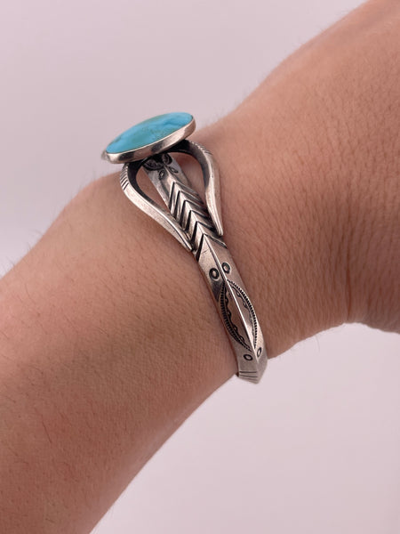 sterling silver 6" stamped carinated turquoise cuff bracelet