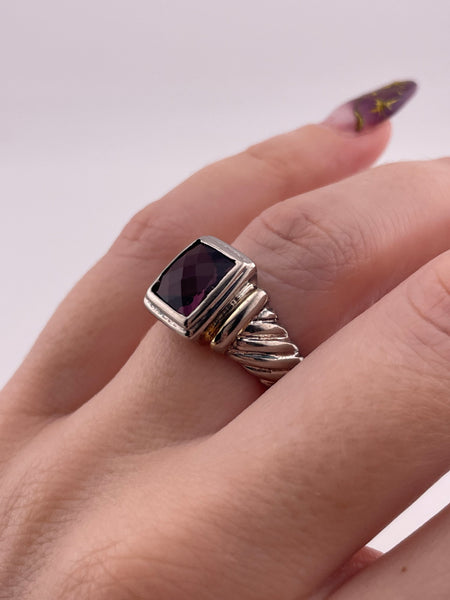 size 6.75 sterling silver & gold wash detailing faceted purple glass rectangle ring