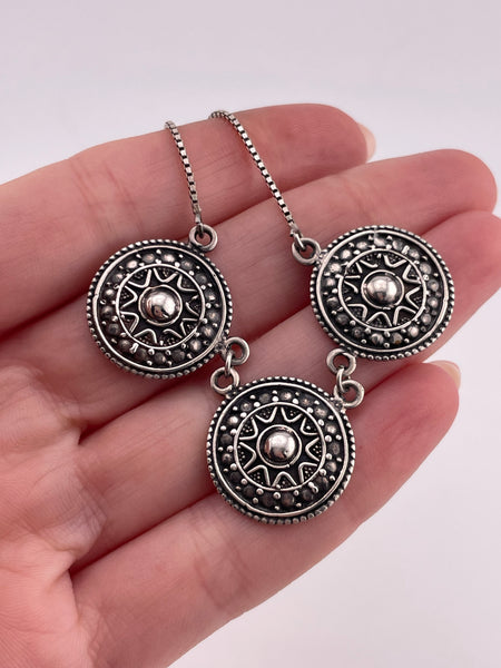 sterling silver discs pendant necklace