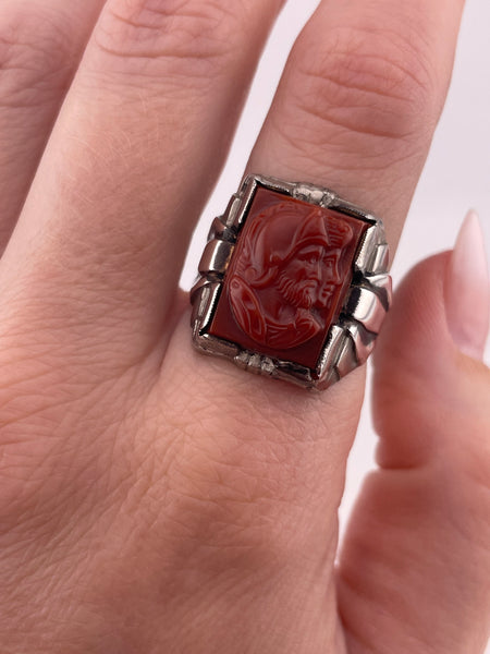 size 9.5 sterling silver rhodium plated molded plastic knight cameo Art Deco style ring