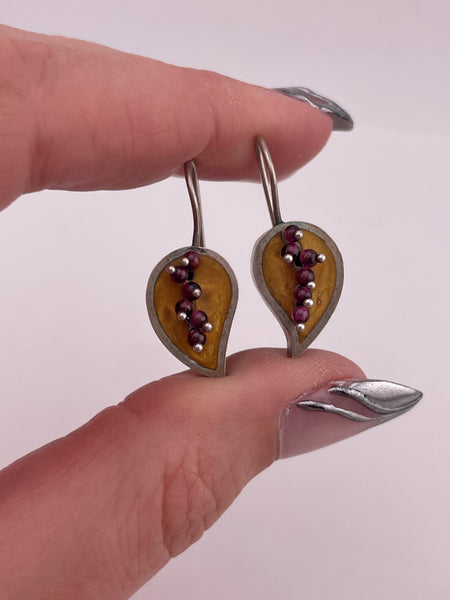 sterling silver resin garnet leaf shape hook earrings