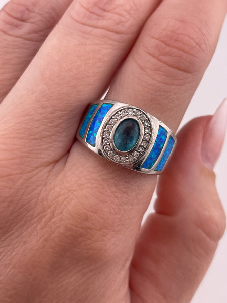 size 9.75 sterling silver faceted blue glass rhinestone synthetic opal ring