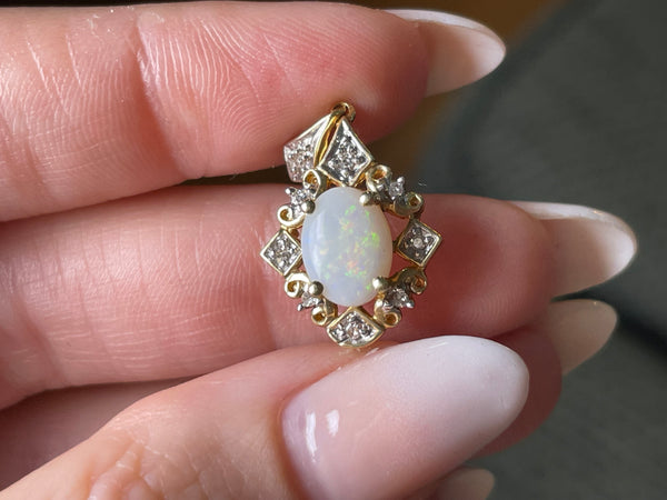 14k yellow & white gold opal diamond pendant