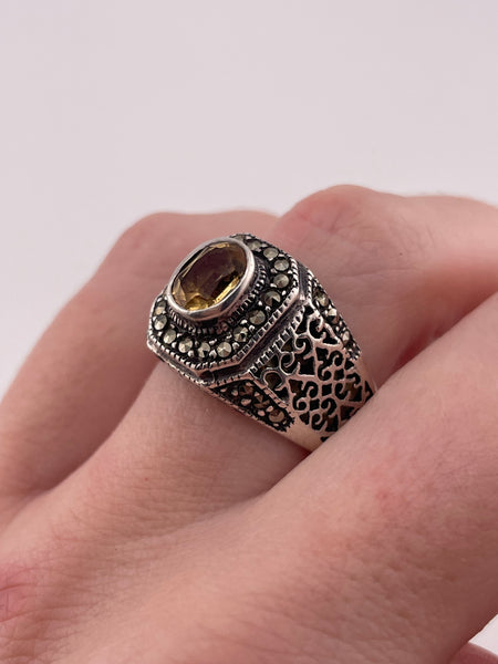 size 7.5 sterling silver faceted citrine marcasite ring