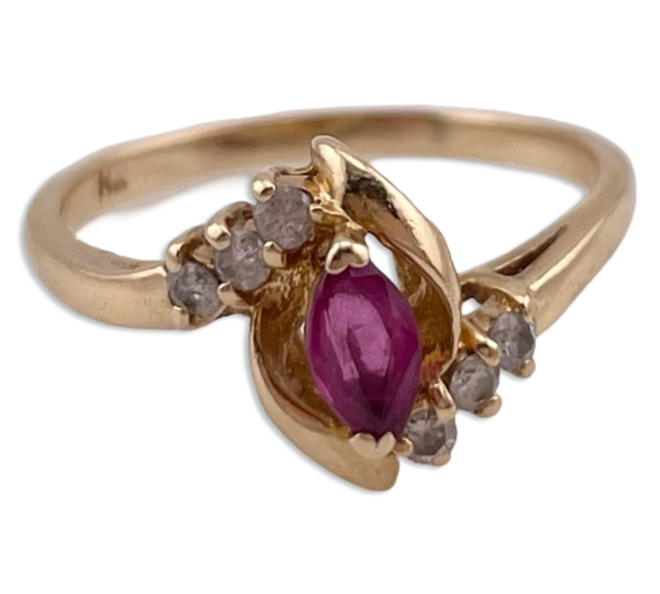 size 6.5 14k yellow gold diamonds & faceted ruby ring