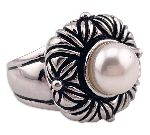 size 7 sterling silver faux pearl ring
