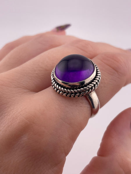 size 8.5 sterling silver round amethyst dome rope bezel ring