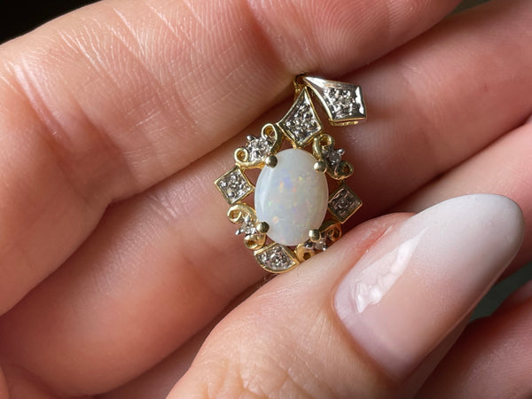 14k yellow & white gold opal diamond pendant