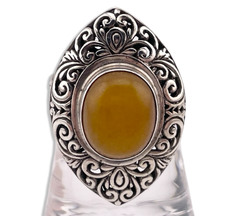 size 8.25 sterling silver amber(?) ring