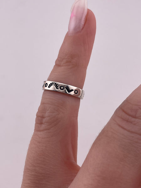 size 1.5 sterling silver Carolyn Pollack stamped midi band ring