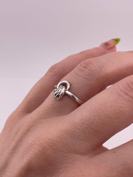 size 7.75 sterling silver stoneless design ring