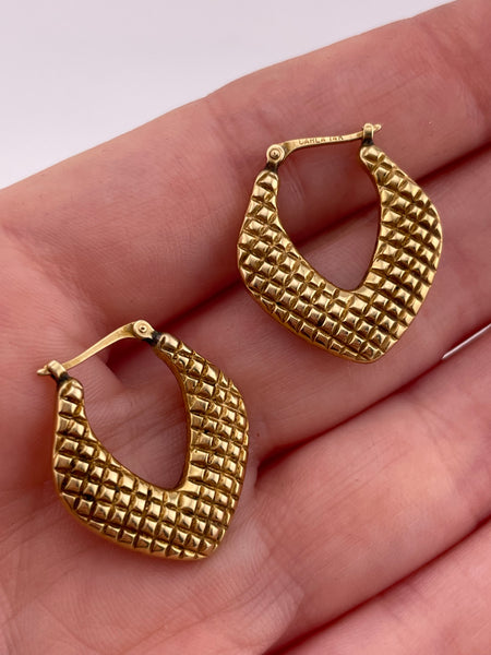 14k yellow gold textured puffy hoop earrings