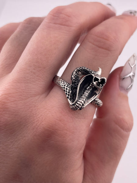 size 13 sterling silver cobra snake ring