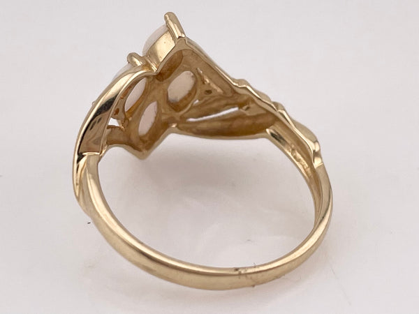 size 7.25 14k yellow gold opal & diamond ring