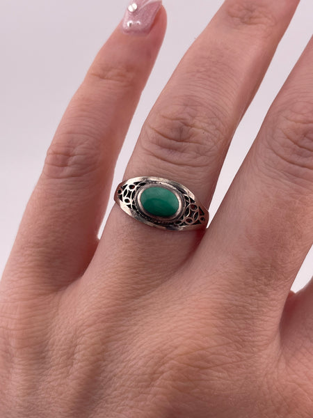 size 8 sterling silver malachite ring