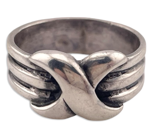 size 7.75 sterling silver stoneless 'x' band ring