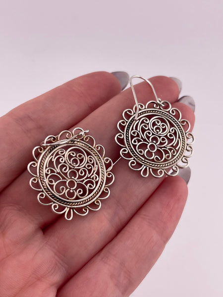 sterling silver stoneless cut-out scroll dangle earrings