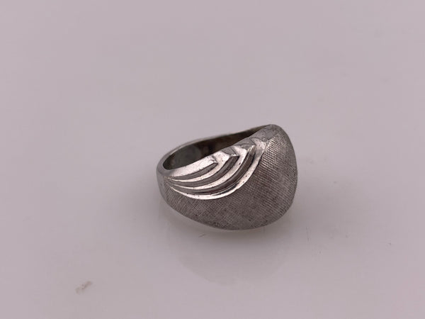size 3.75 sterling silver etched stoneless ring