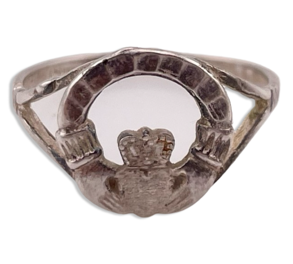 size 7 sterling silver claddagh ring