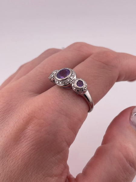 size 9 sterling silver faceted three stone amethyst ring