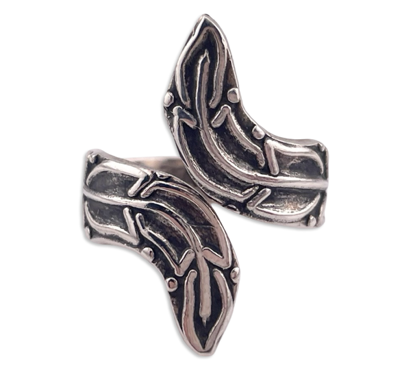 size 6.25 sterling silver stoneless Mexican bypass leaf ring