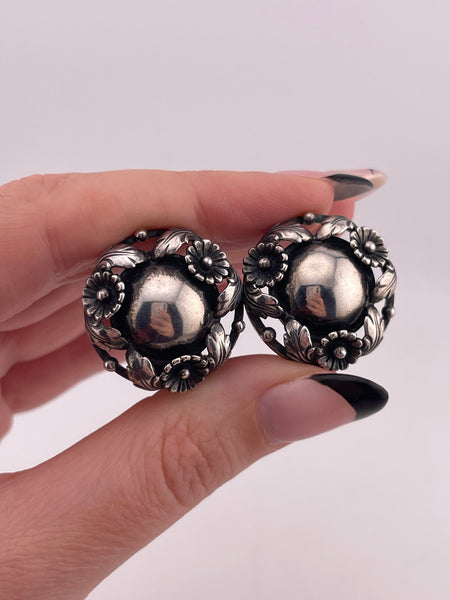 sterling silver Neils Erik From stoneless flower clip on earrings