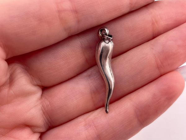 sterling silver Italian horn pendant