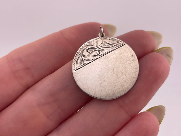 sterling silver round etched pendant