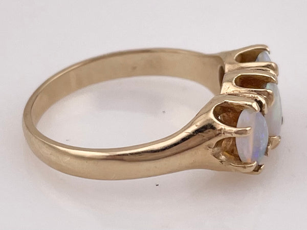 size 7 10k yellow gold triple opal ring